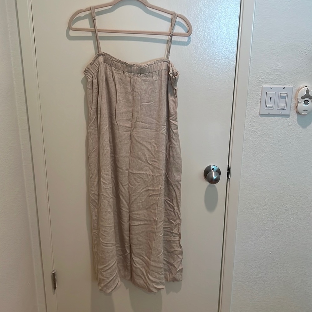 Linen flowy midi dress